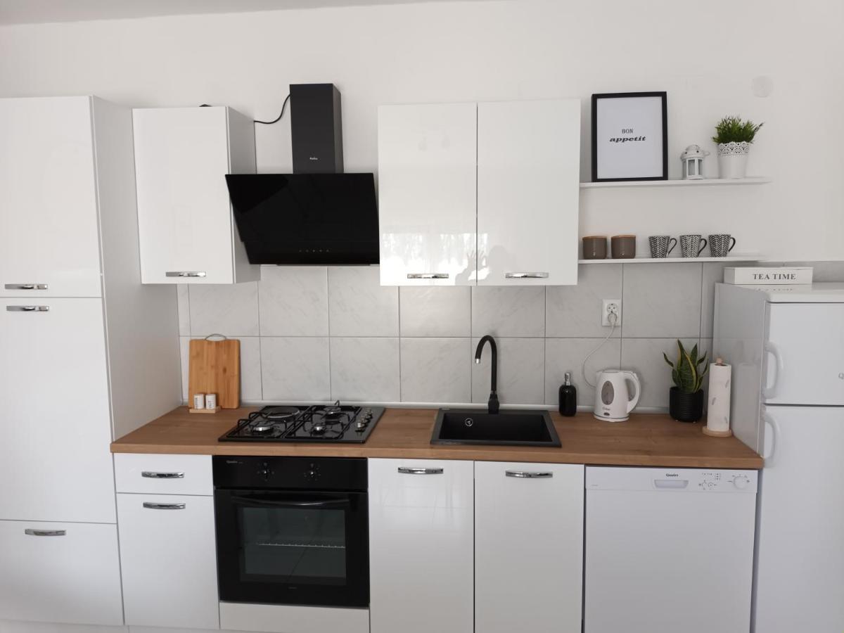Holiday House Ana Skradin Exterior foto